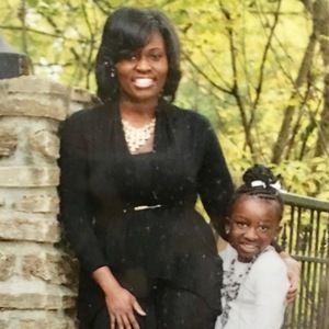 Meet your Posher, Lisa